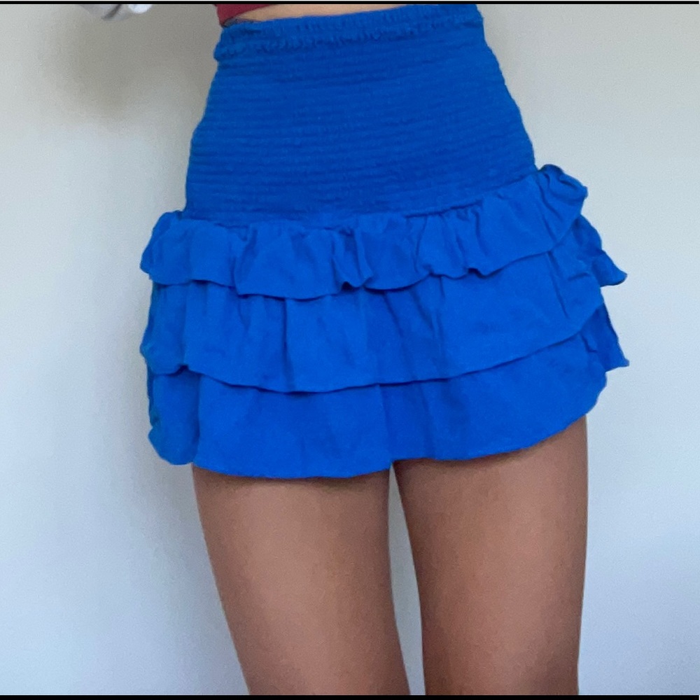 Vestique Royal Blue Tight to Layer Skirt. Size Large.